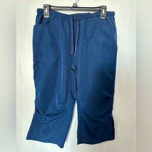 Women’s Capri’s, Size Small, Navy Blue